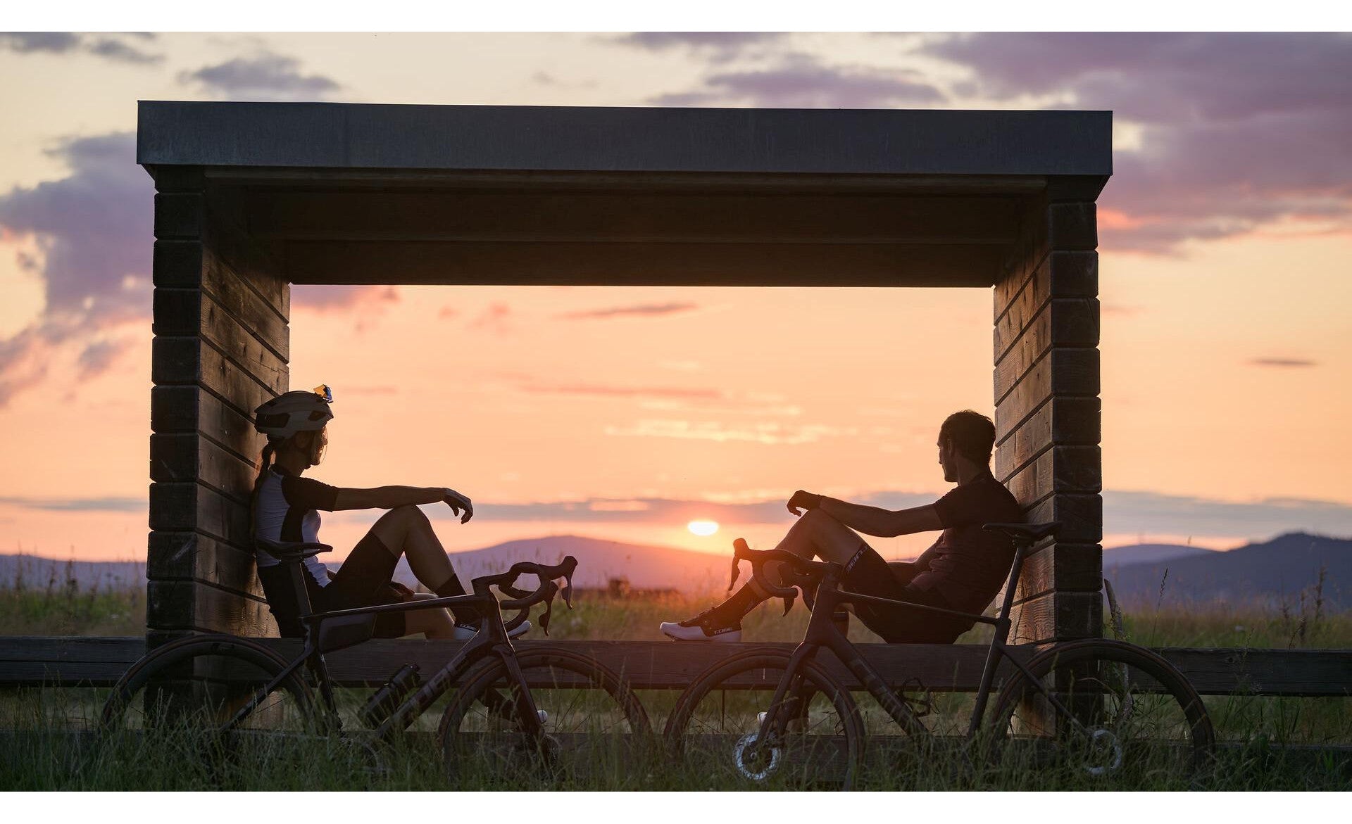 Attain RACE - Tealgrey´n´ice - CUBE