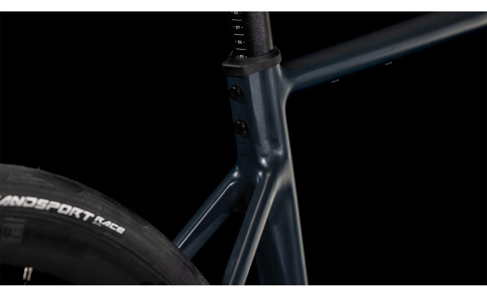 Attain RACE - Night´n´black - CUBE